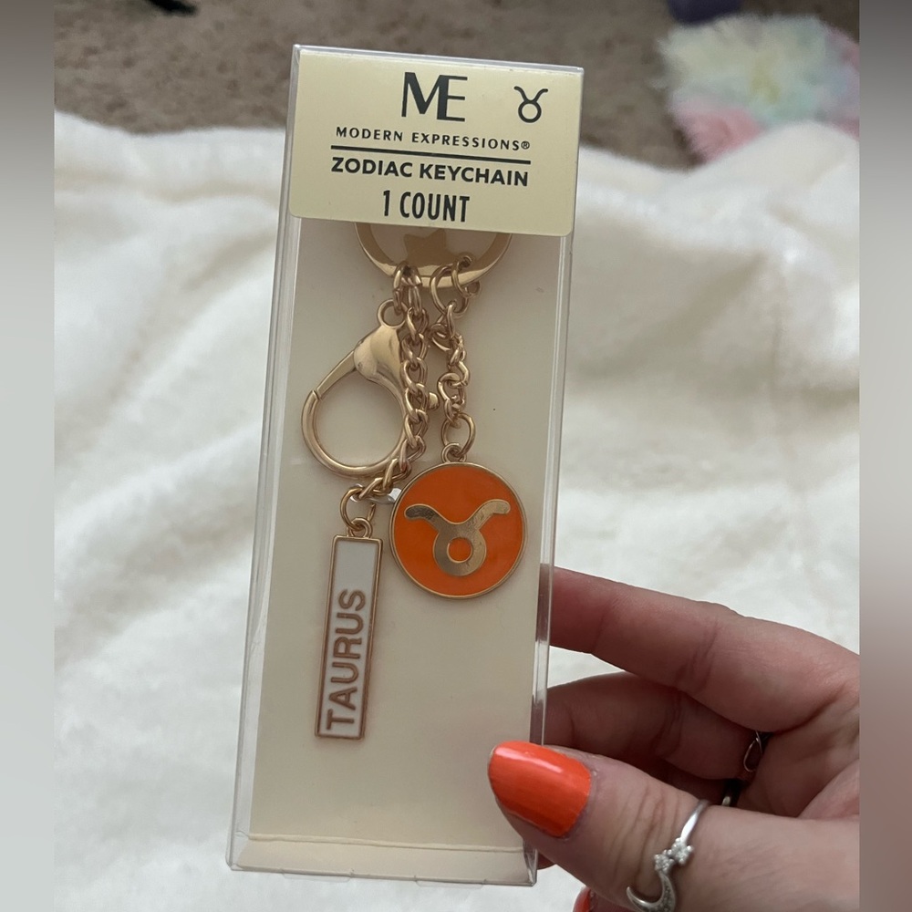 Taurus keychain - Picture 2 of 3